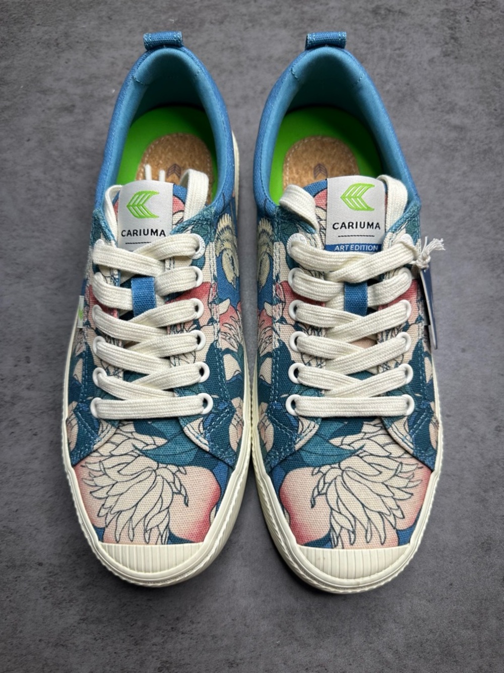 Cariuma x Hokusai Arte Edition Sneakers | OCA Low | Size 10 Women / 8.5 Men